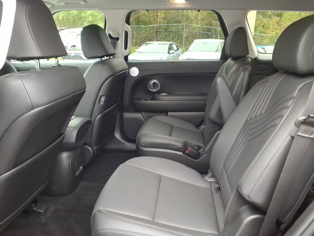 Used 2026 Hyundai Palisade SEL AWD/4WD image 17