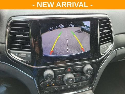 Used 2020 Jeep Grand Cherokee Limited RWD image 10