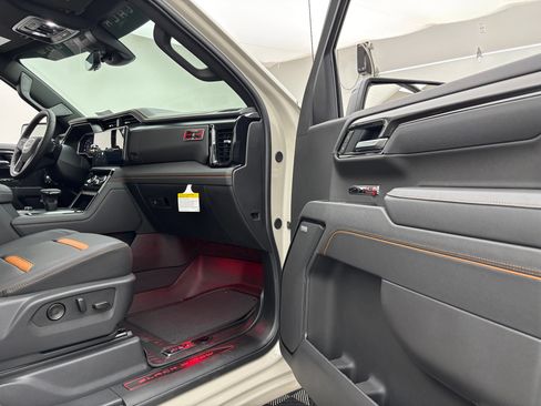 New 2026 GMC Sierra 1500 AT4 w/ AT4 Premium Package AWD/4WD image 36