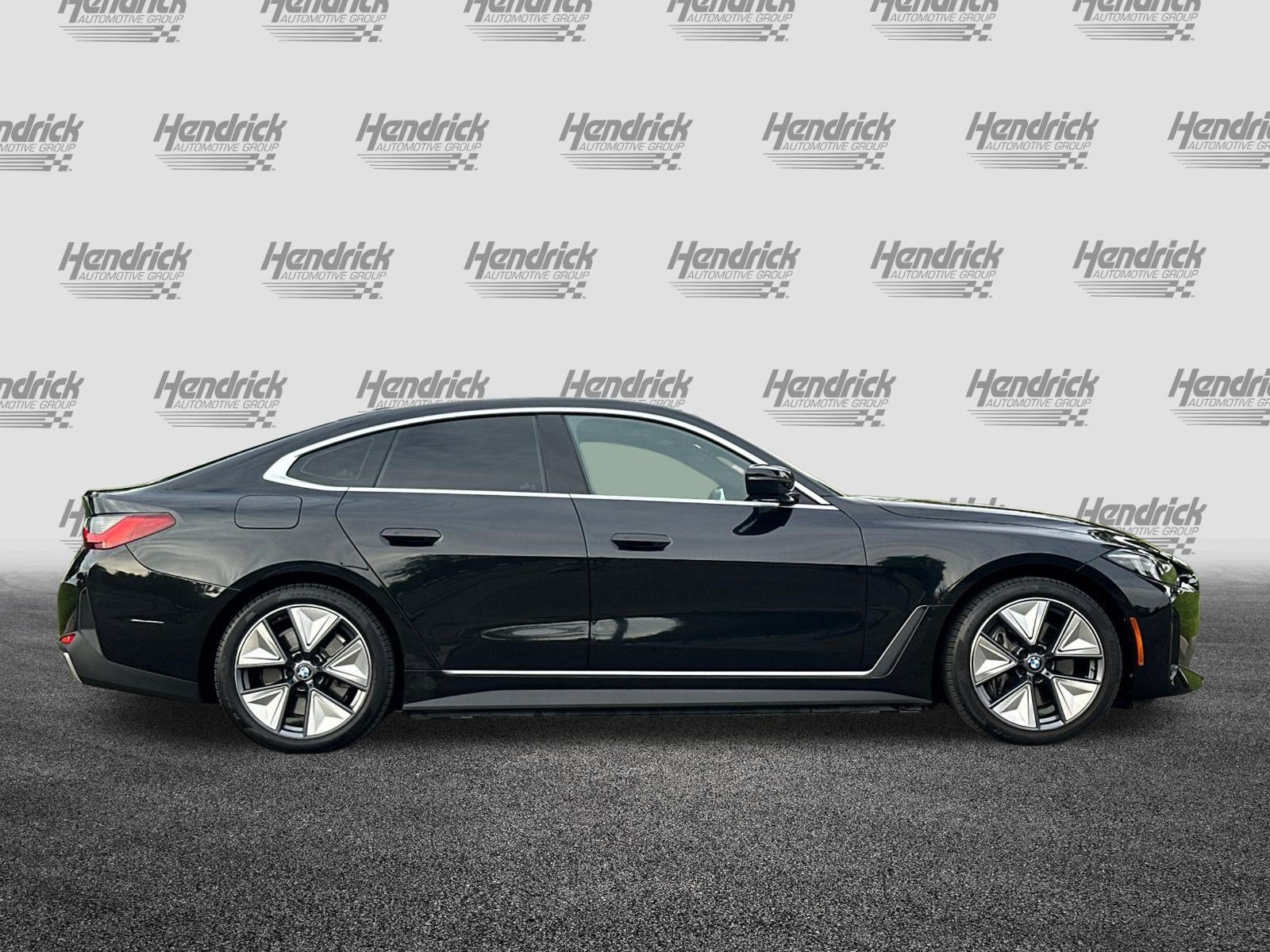 Certified 2025 BMW i4 eDrive40 RWD image 3