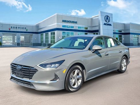 Used 2021 Hyundai Sonata SE FWD image 3