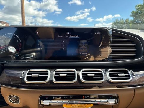 New 2026 Mercedes-Benz GLS 450 4MATIC image 40