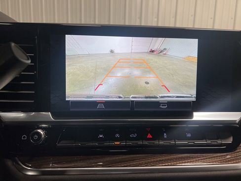 New 2026 GMC Sierra 1500 Elevation image 17