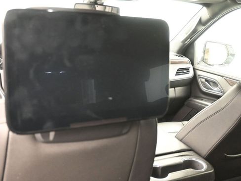 Used 2021 Chevrolet Tahoe Z71 w/ Rear Media and Nav Package image 27