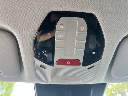 Used 2025 Kia K4 EX FWD image 28