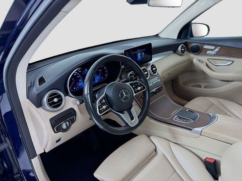 Used 2022 Mercedes-Benz GLC 300 4MATIC image 9