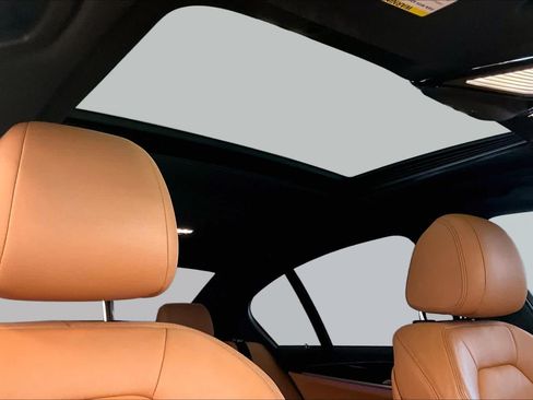 Used 2023 BMW 530i w/ M Sport Package RWD image 12