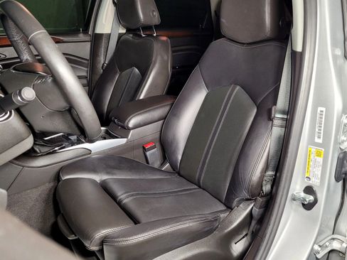 Used 2015 Cadillac SRX Luxury w/ Driver Awareness Package image 18