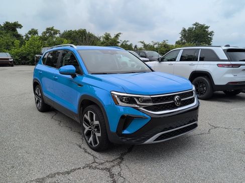 Used 2022 Volkswagen Taos SEL AWD/4WD image 1