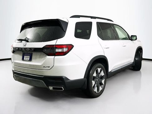 Used 2026 Honda Pilot Elite image 7