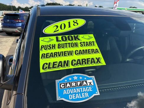 Used 2018 Jeep Grand Cherokee Altitude RWD image 9