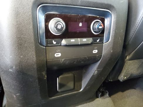 Used 2021 Chevrolet Tahoe Premier w/ Premium Package RWD image 14