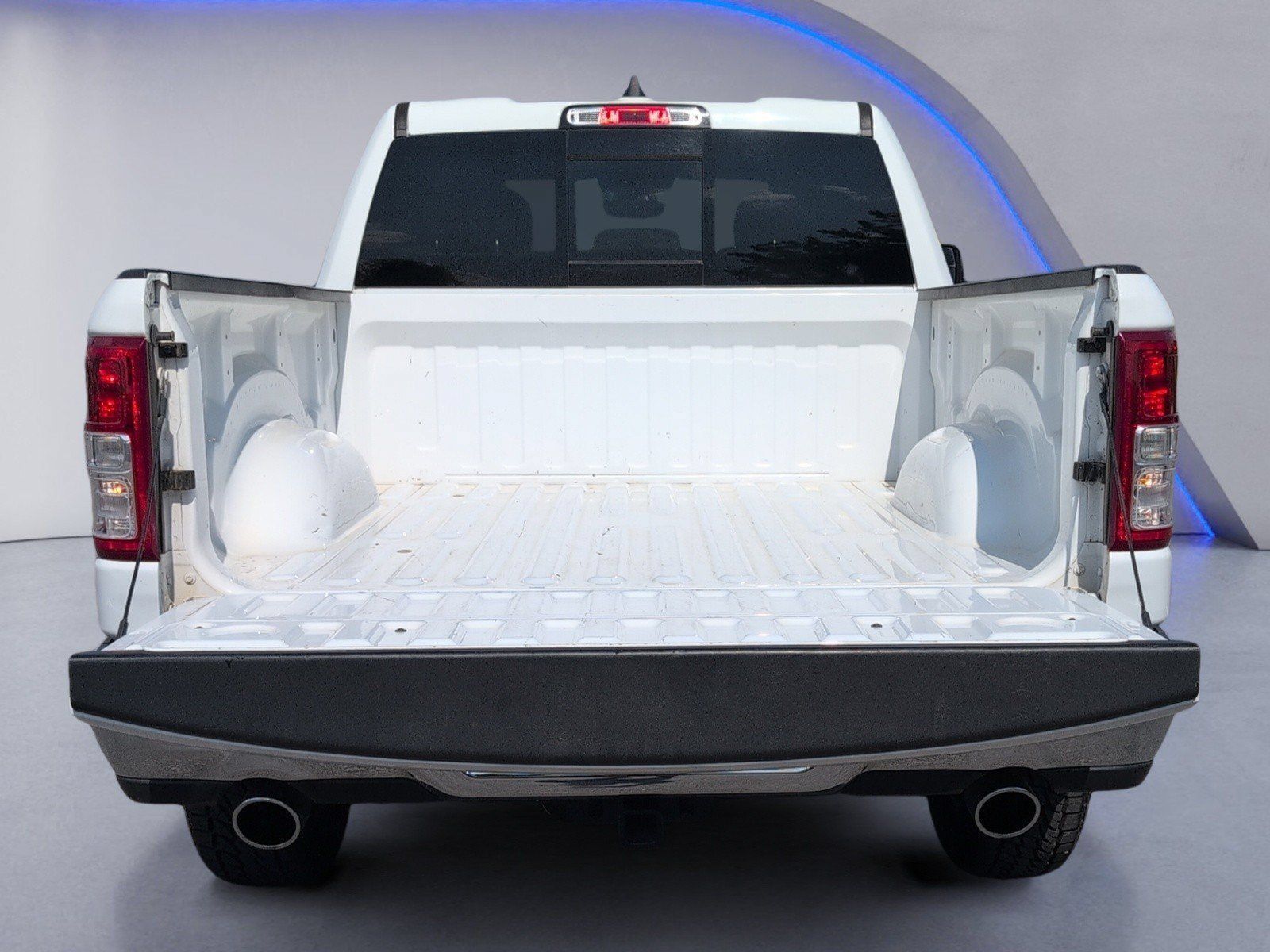 Used 2023 RAM 1500 Big Horn RWD image 14