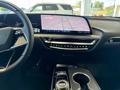 New 2026 Cadillac Lyriq Sport AWD/4WD image 17