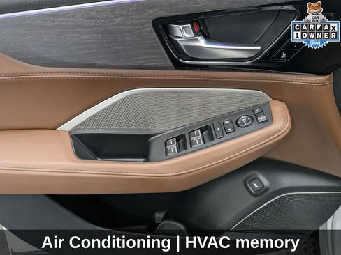 Used 2023 Acura MDX SH-AWD w/ Advance Package image 11