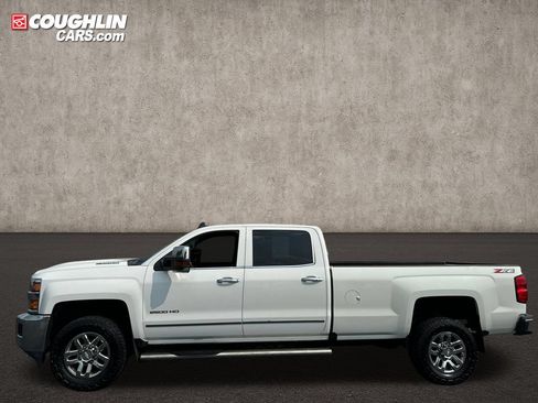 Used 2019 Chevrolet Silverado 2500 LTZ w/ Duramax Plus Package AWD/4WD image 1