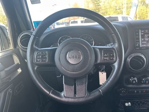 Used 2018 Jeep Wrangler Unlimited Sport S AWD/4WD image 21