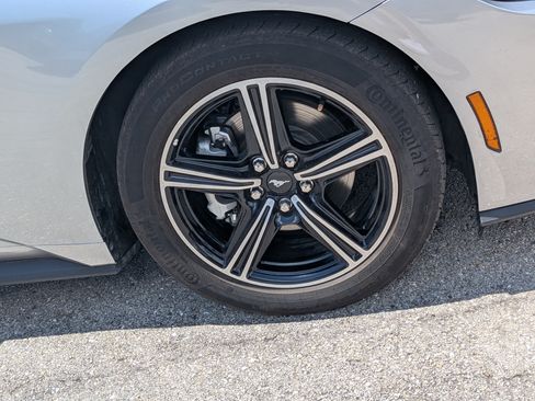 Used 2025 Ford Mustang Premium RWD image 11