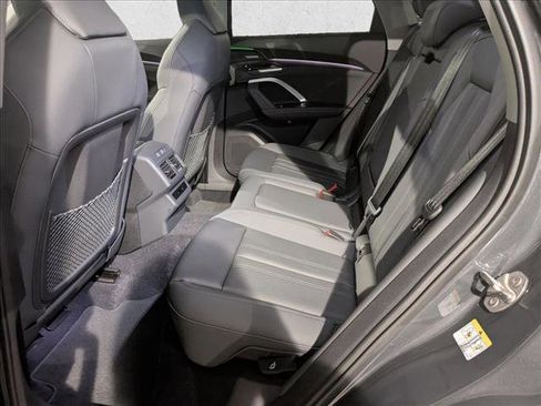 New 2025 Audi Q5 Premium Plus image 18