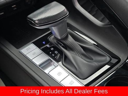Certified 2023 Hyundai Elantra Limited FWD image 24