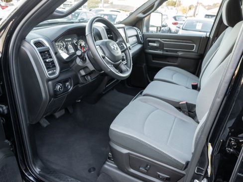 Used 2024 RAM 2500 Big Horn w/ Bed Utility Group image 17