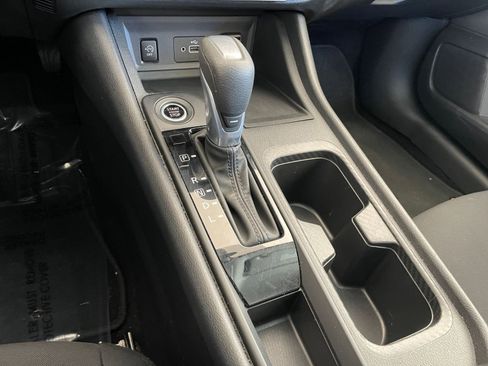 Used 2025 Nissan Sentra S image 39