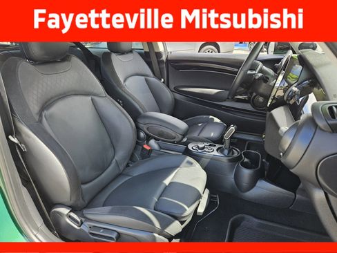Used 2024 MINI Cooper SE FWD image 19