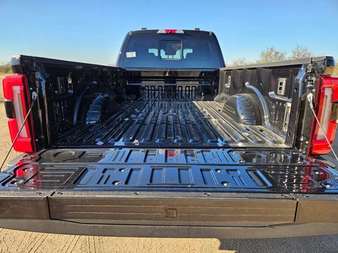New 2026 Ford F350 Platinum w/ Platinum Plus Package AWD/4WD image 7