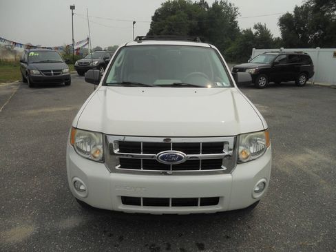 Used 2011 Ford Escape XLT w/ 203A Rapid Spec Order Code FWD image 4
