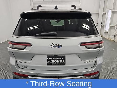 Used 2022 Jeep Grand Cherokee L Limited AWD/4WD image 9