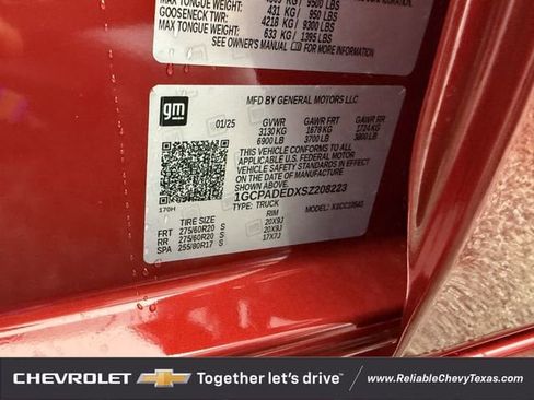 Used 2025 Chevrolet Silverado 1500 RST w/ Convenience Package II RWD image 37