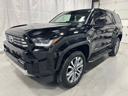 Used 2025 Toyota 4Runner Limited image 3