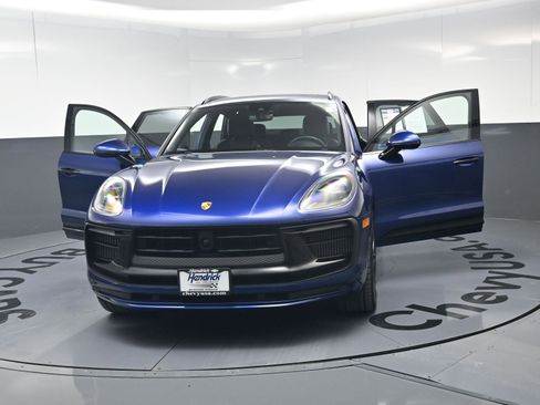 Used 2023 Porsche Macan GTS image 19