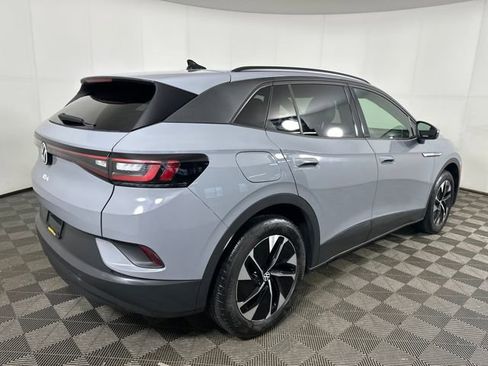 Used 2022 Volkswagen ID.4 Pro S image 3