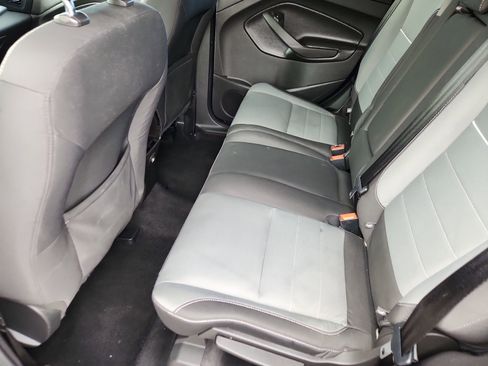 Used 2015 Ford Escape SE image 11