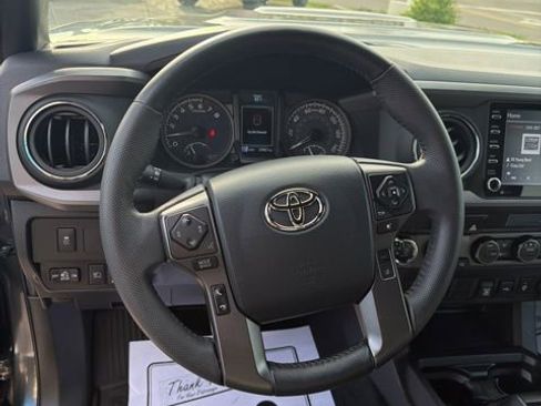 Used 2023 Toyota Tacoma TRD Sport AWD/4WD image 20