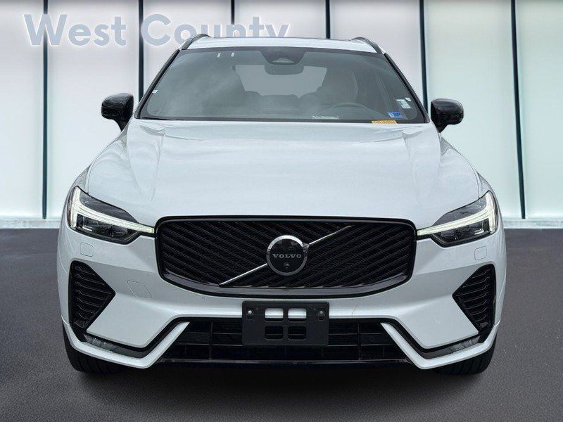 Used 2026 Volvo XC60 B5 Plus AWD/4WD image 10