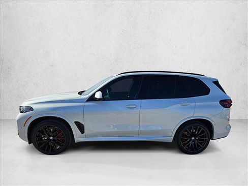 New 2026 BMW X5 xDrive40i w/ M Sport Package image 4