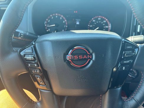 Used 2026 Nissan Frontier PRO-4X AWD/4WD image 23