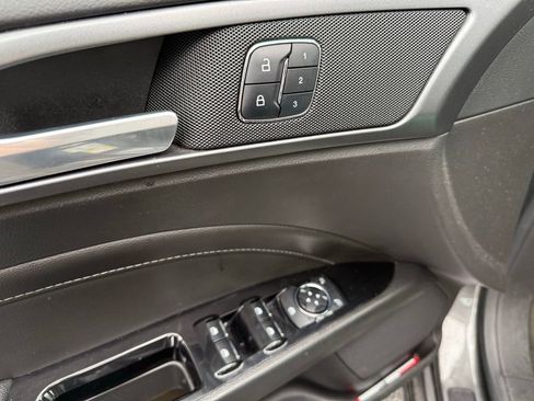 Used 2016 Ford Fusion Energi Titanium w/ Driver Assist Package image 6