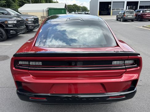 Used 2025 Dodge Charger Daytona Scat Pack w/ Track Pack AWD/4WD image 6