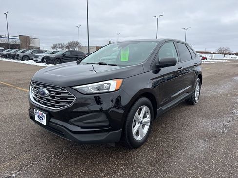 Used 2021 Ford Edge SE image 4