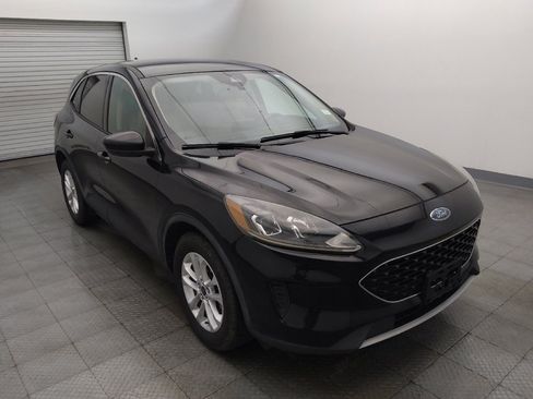 Used 2020 Ford Escape SE FWD image 13
