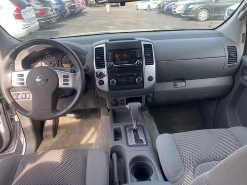 Certified 2016 Nissan Frontier SV AWD/4WD image 25