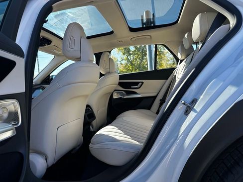 Used 2025 Mercedes-Benz E 450 4MATIC All-Terrain Wagon image 52