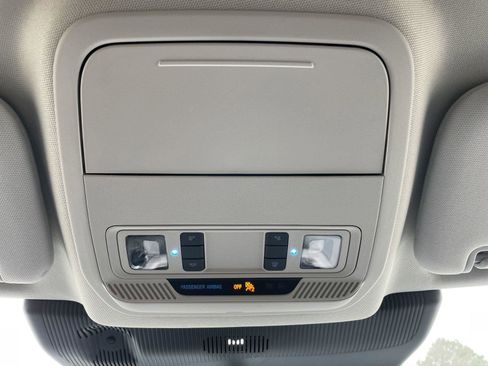 New 2026 Ford Explorer Active RWD image 30