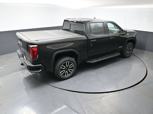 New 2026 GMC Sierra 1500 AT4 w/ AT4 Premium Package AWD/4WD image 38