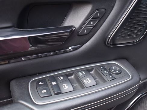 Used 2022 RAM 1500 Limited AWD/4WD image 29