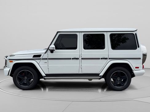 Used 2017 Mercedes-Benz G 550 image 2