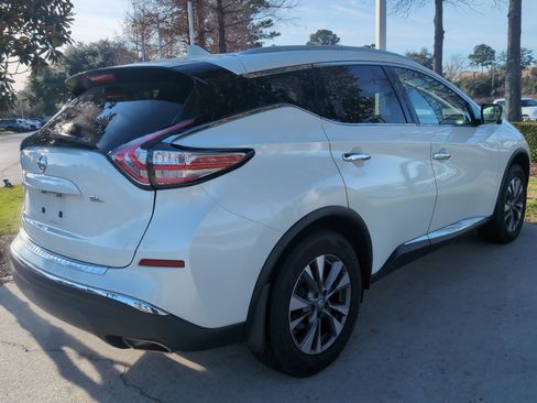 Used 2018 Nissan Murano SL image 10